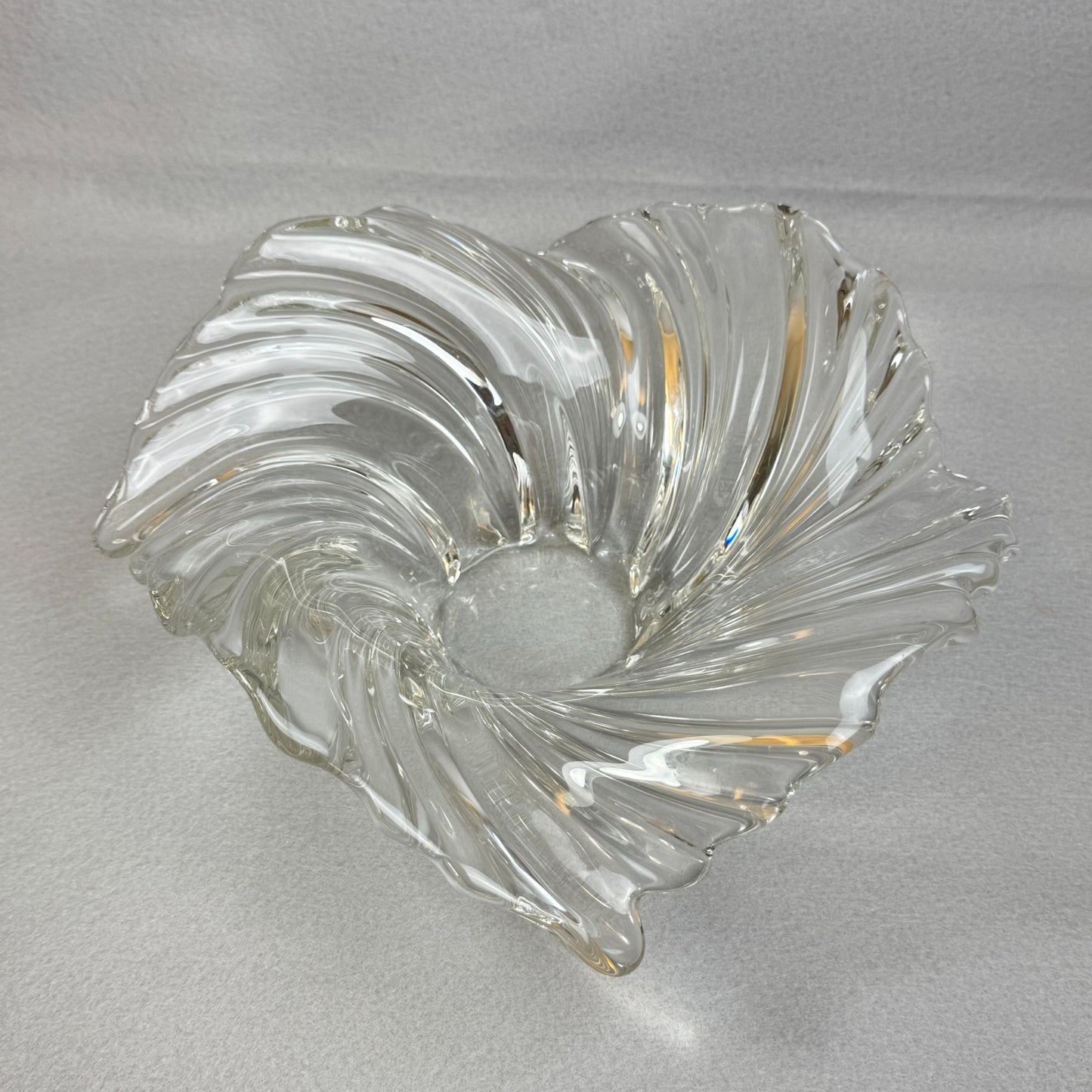 Mikasa Belle Epoque Crystal Swirl  Heavy Glass Centerpiece Bowl 13" Width