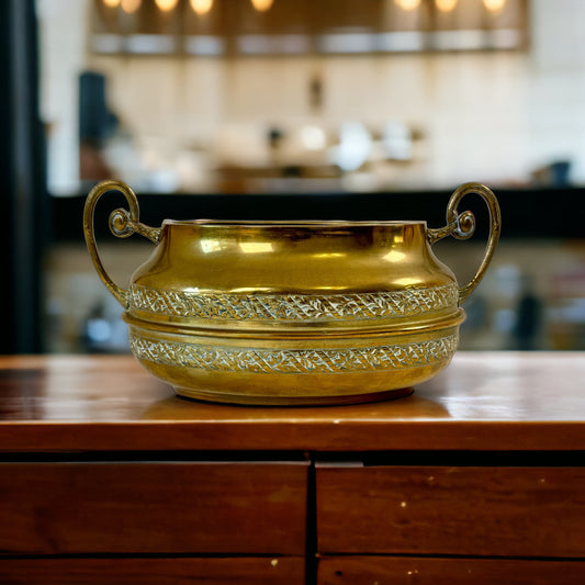 Vintage 80s Hammered Brass Oval Shape Cachepot Planter