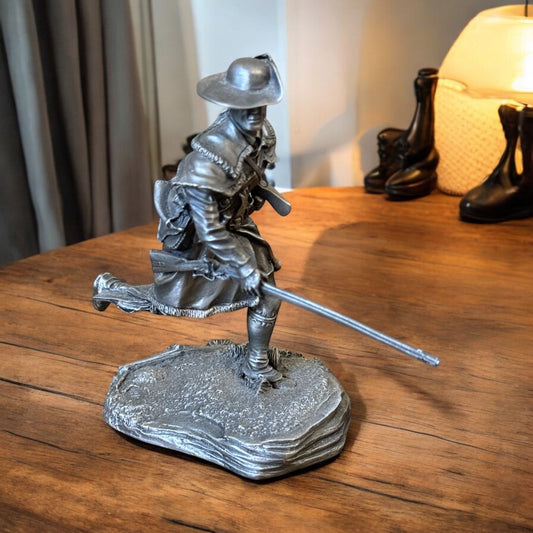 1975 Vintage Franklin Mint Rifleman Fine Pewter Figurine 4" Tall