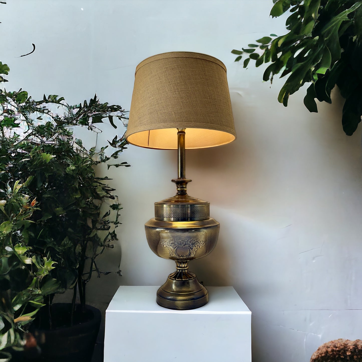 Rare Beautiful Vintage Large Brass Table Lamp Victorian Art, 32" Height